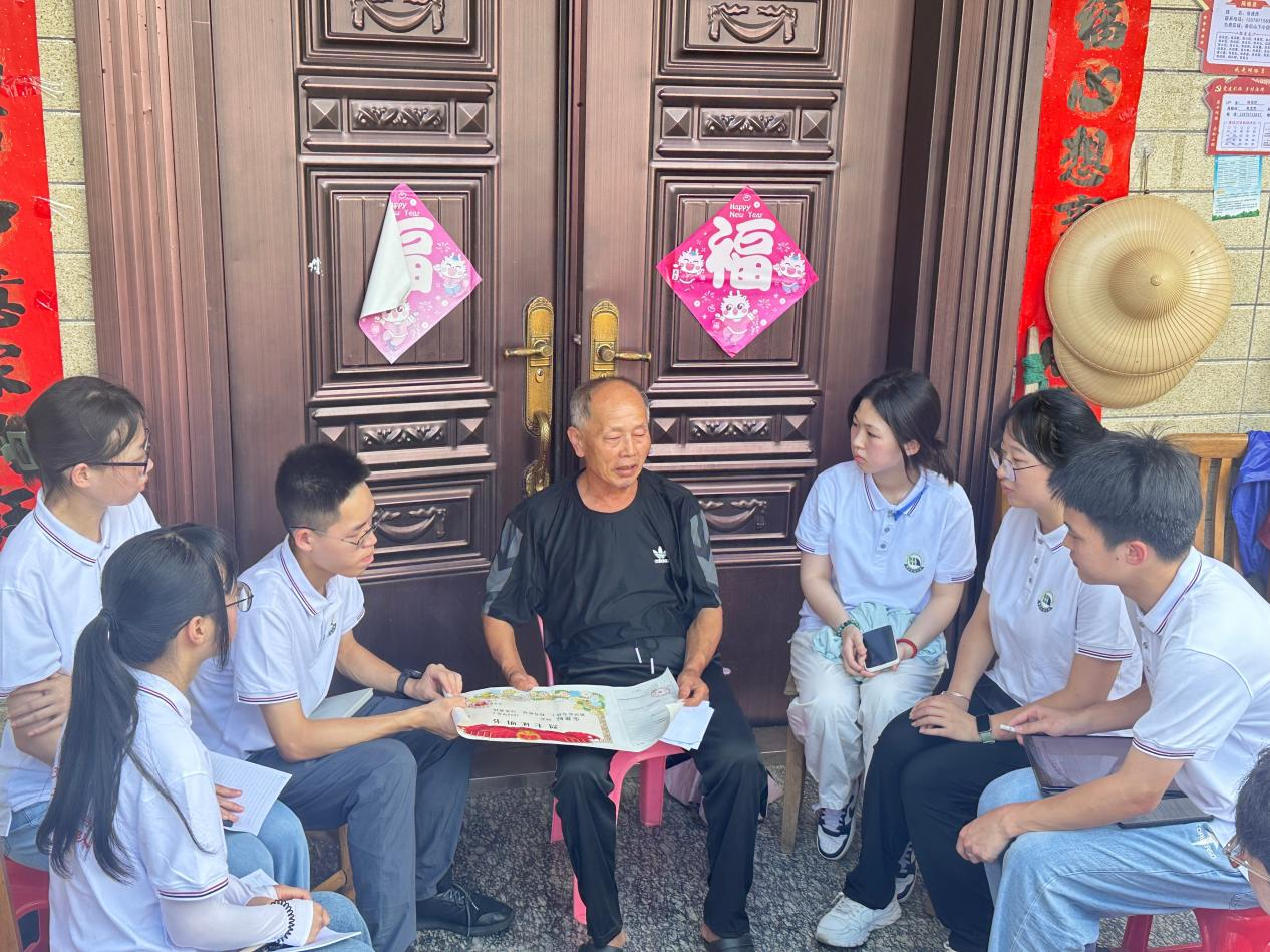 KY开元集团官网入口暑期社会实践团赴瑞金寻访红军后代_fororder_图片17