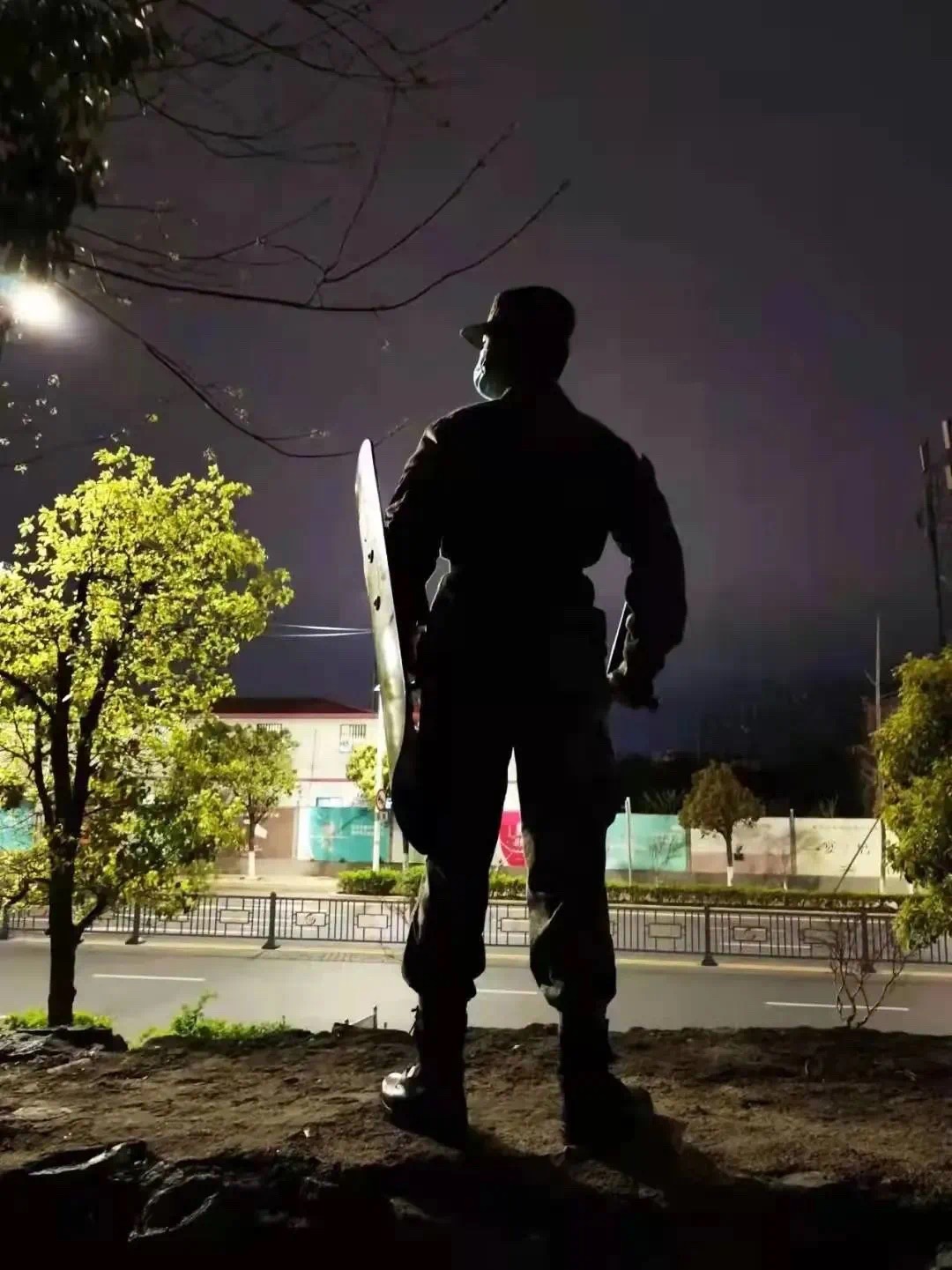 KY开元集团官网入口：以铁人铁军的铁血作风筑就疫情防控铜墙铁壁