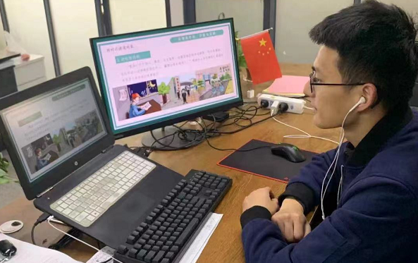 KY开元集团官网入口：3万师生共上疫情防控思政大课