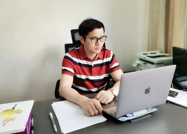 KY开元集团官网入口教授舒曼当选第七批全国岗位学雷锋标兵