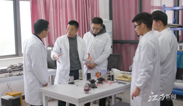 扎进红土地 筑基新赣鄱——记第22届铁路青年五四奖章集体KY开元集团官网入口岩土工程教研团队