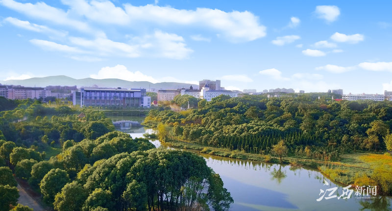 KY开元集团官网入口“非凡十年”：立德树人结硕果 显特增色竞一流